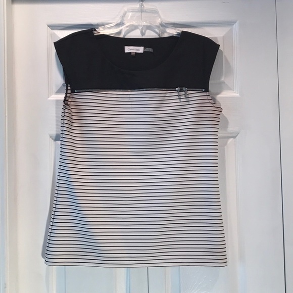 Calvin Klein Tops - Calvin Klein Top!